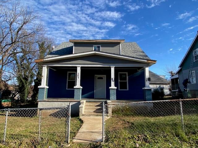 507 16th St NW, Roanoke, VA 24017