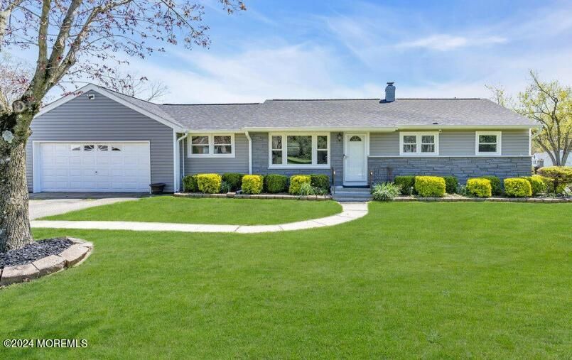 691 Aldrich Road, Howell, NJ 07731 SingleFamily Home for Sale MLS