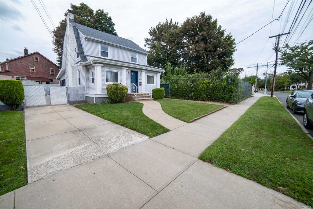 9308 Hollis Court Blvd, Queens Village, NY 3 Bed, 2 Bath Single