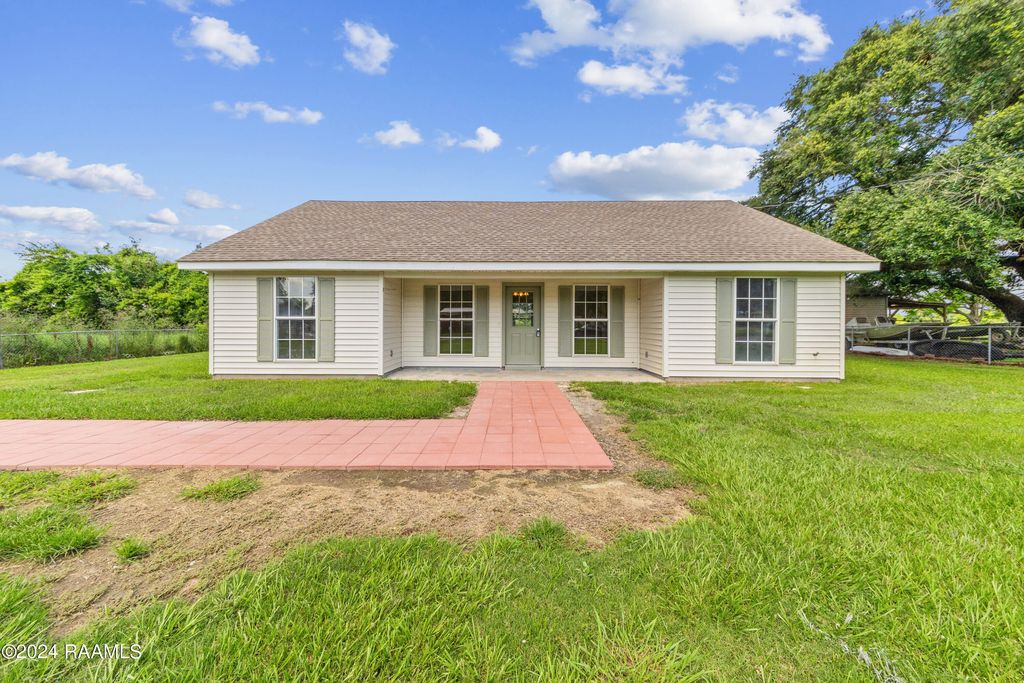 4706 Eraste Hebert Rd, New Iberia, LA 70560 MLS 24005577 Trulia