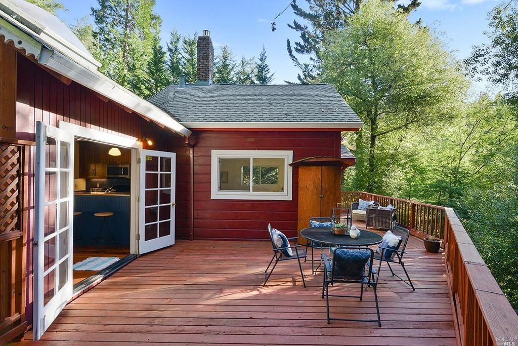 70 Mountain View Ave, Lagunitas, CA 2 Bed, 2 Bath SingleFamily Home