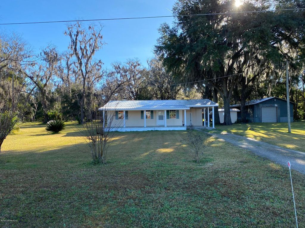 22583 NE 1st St, Lawtey, FL 2 Bed, 1 Bath SingleFamily Home 44
