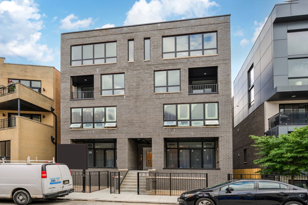 1533 W  Fry St #3W, Chicago, IL 60642
