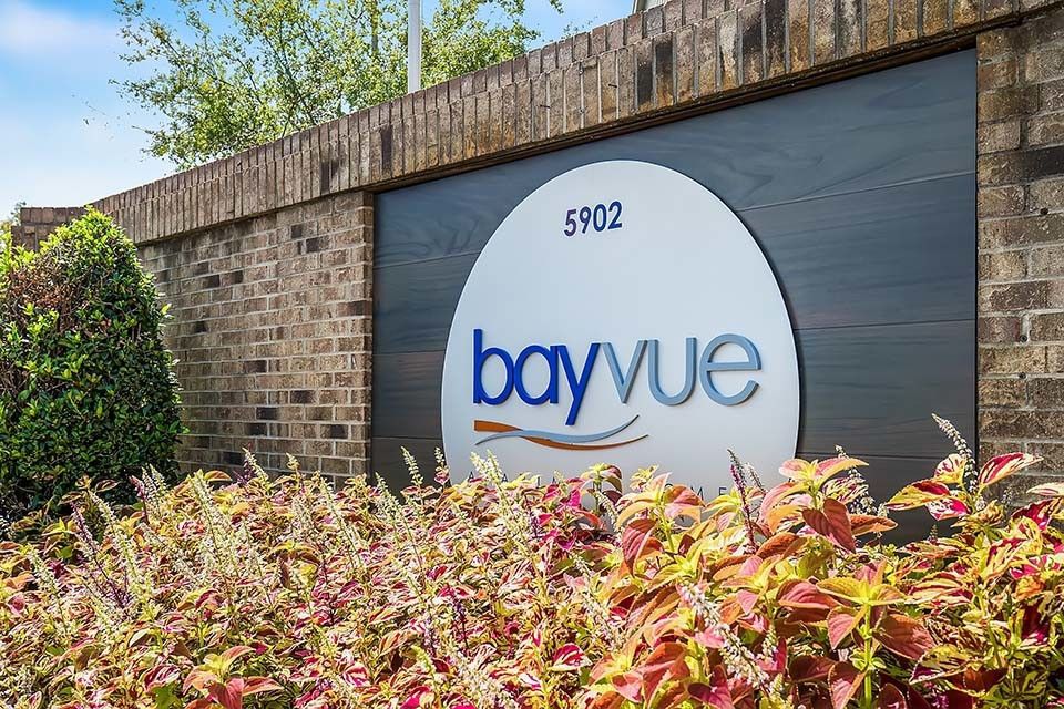 62 Ideas Bayvue apartments tampa reviews for Small Space