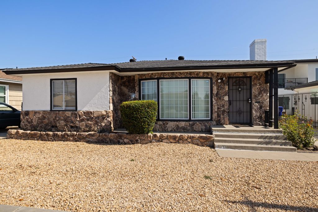 6238 Pontiac St, San Diego, CA 92115