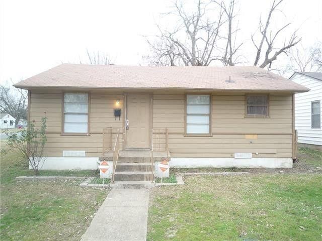 2670 Locust Ave, Dallas, TX 75216