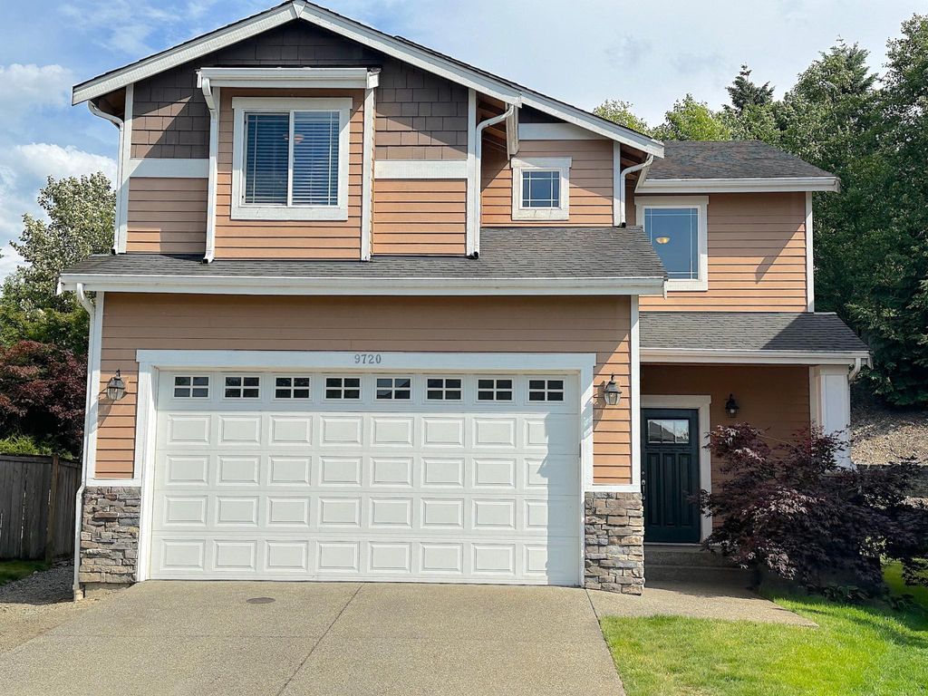 9720 186th St E, Puyallup, WA 98375