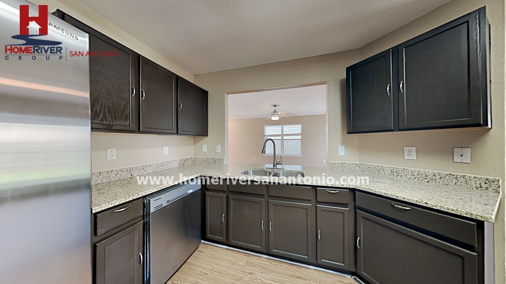 6327 Kensinger Pass, Converse, TX 78109