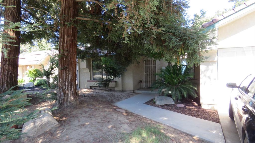 6126 N Ivanhoe Ave, Fresno, CA 93722 Trulia