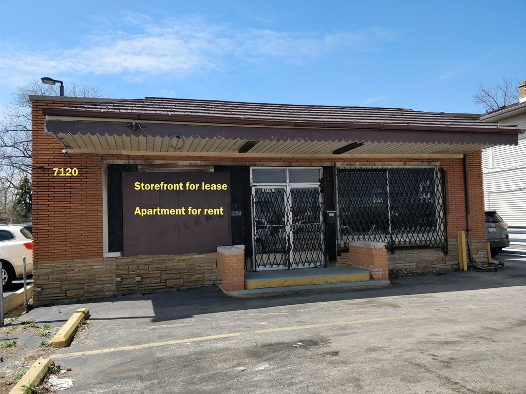 7120 S Harlem Ave, Bridgeview, IL 2 Bed, 1 Bath MultiFamily Home