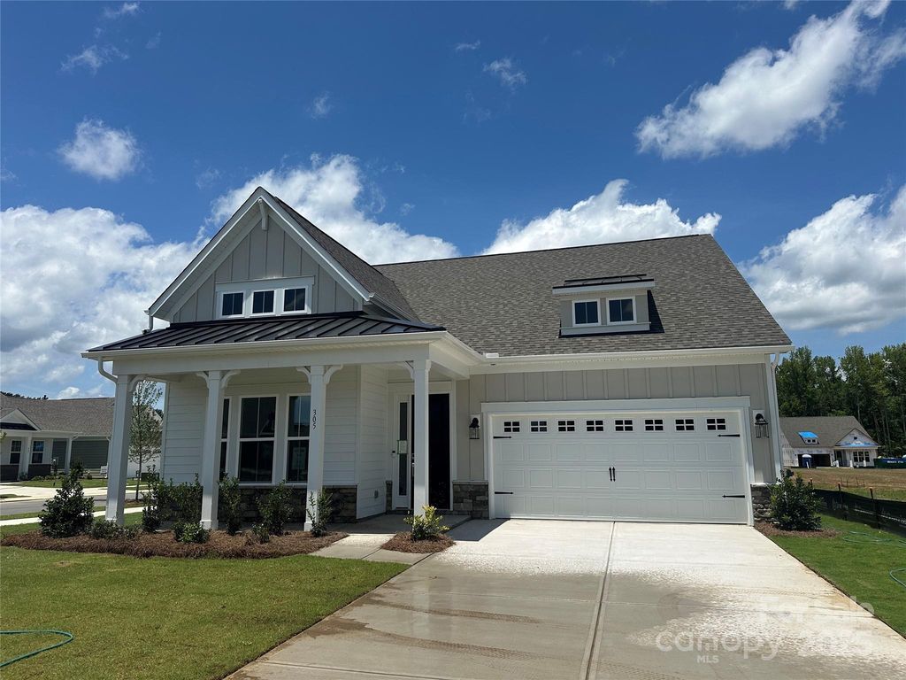 305 Basil Dr, Indian Trail, NC 28079