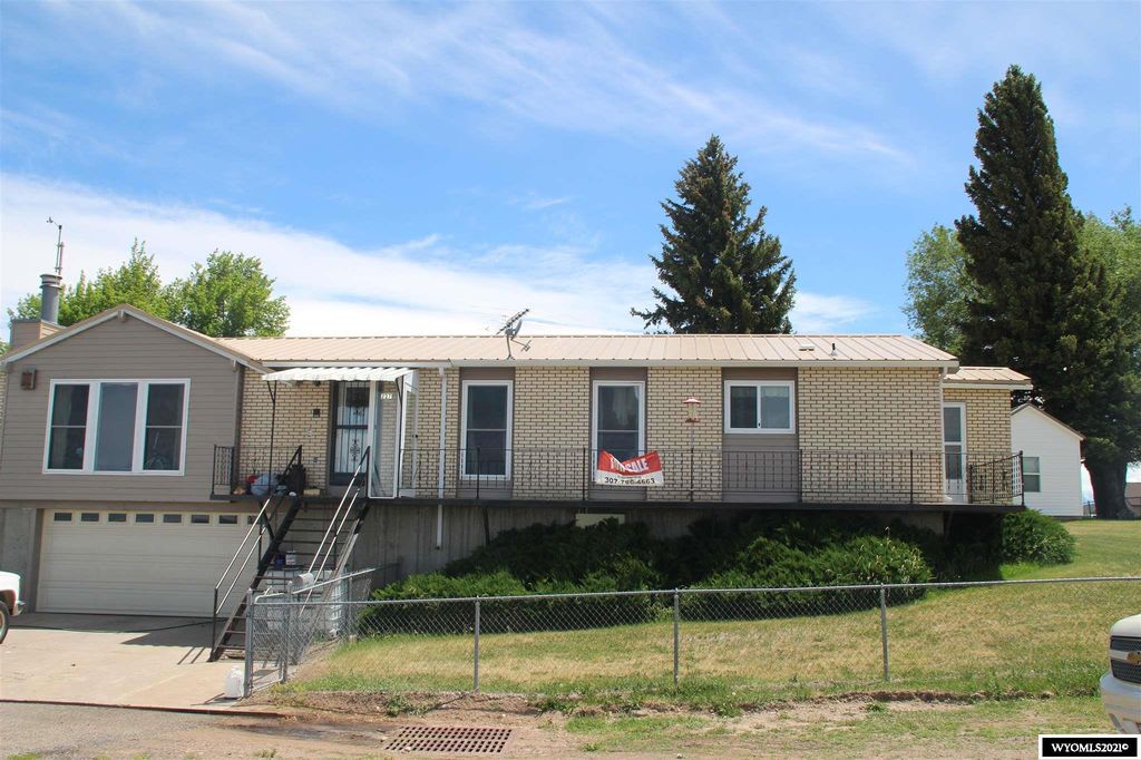227 W Clark St, Lyman, WY 82937