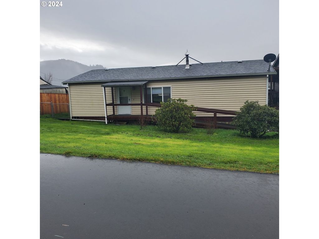 120 11th St, Garibaldi, OR 97118 MLS 24270930 Trulia