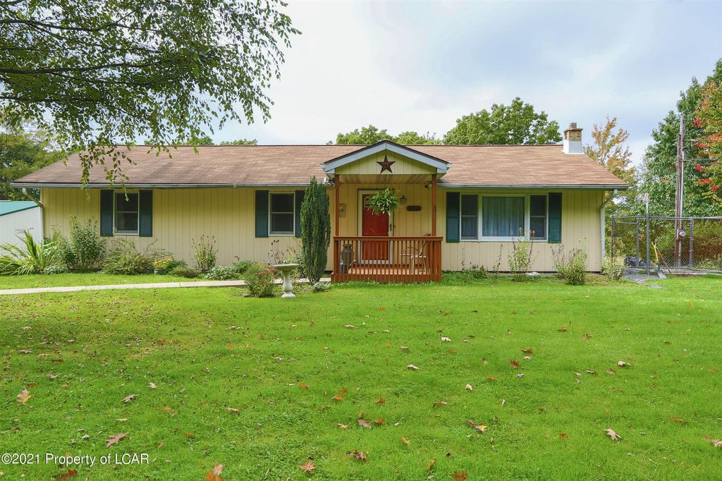 129 Sand Pit Rd, Wilkes Barre, PA 18702