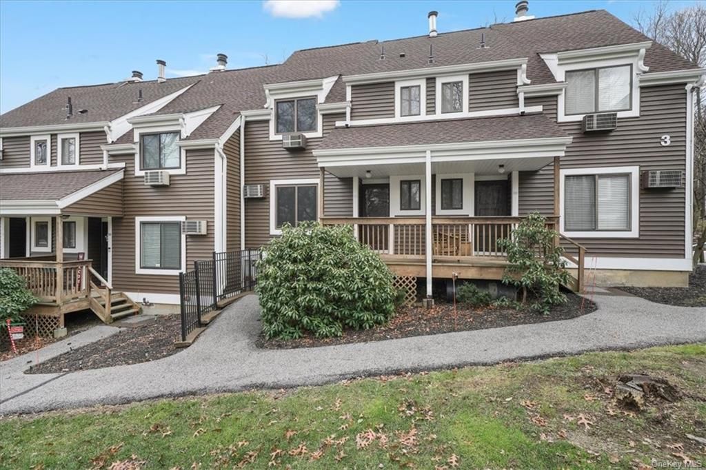 3 Heritage Drive UNIT G, Harriman, NY 10926 See Est. Value, Schools