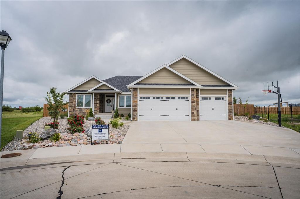 4611 Adams Dr, Hays, KS 67601