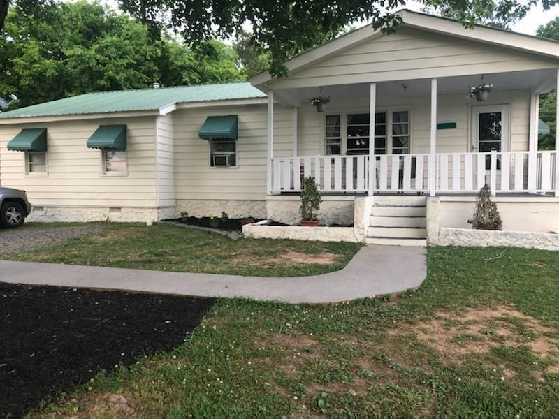 1114 Avenue G, Dalton, GA 30721