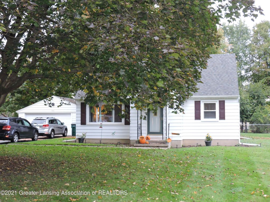 302 W Northrup St, Lansing, MI 48911
