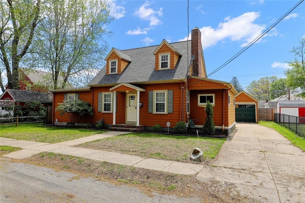 12 Colesonian Dr, Warwick, RI 02888 Trulia