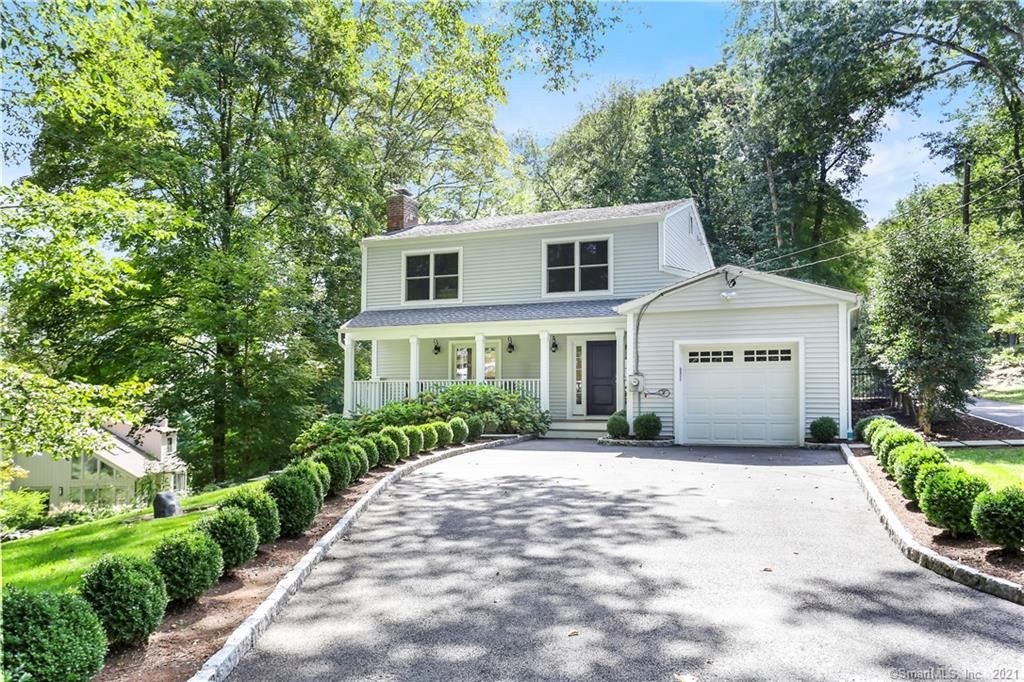 74 Apple Tree Ln, Stamford, CT 06905