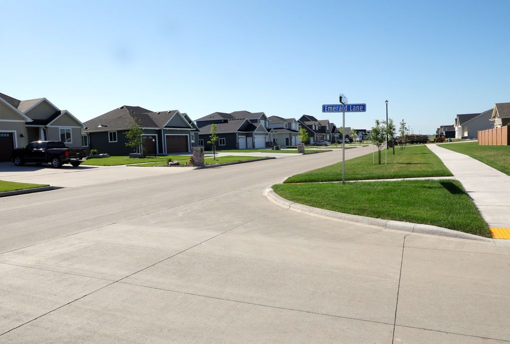 Crary, Grand Forks, ND 58201