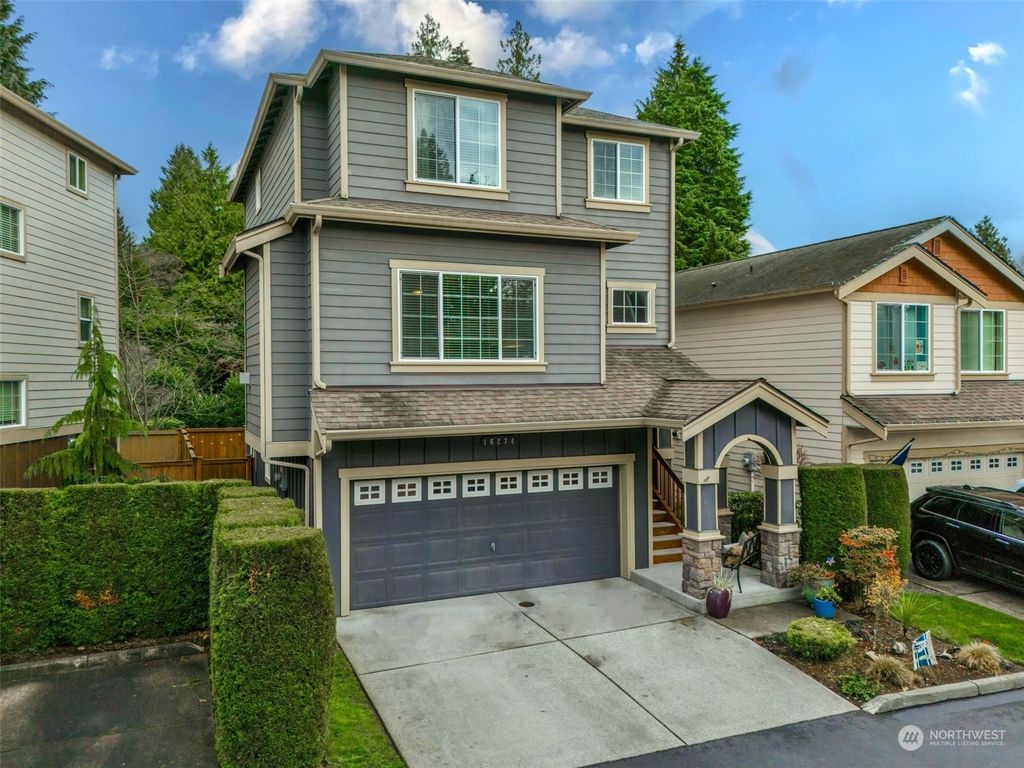 16274 2nd Place S #3, Burien, WA 98148