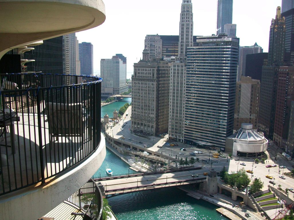 300 N State St #3111, Chicago, IL 60654