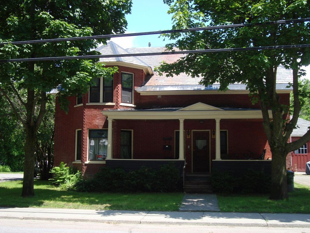 136 S Main St 1, Waterbury, VT 05676 Trulia