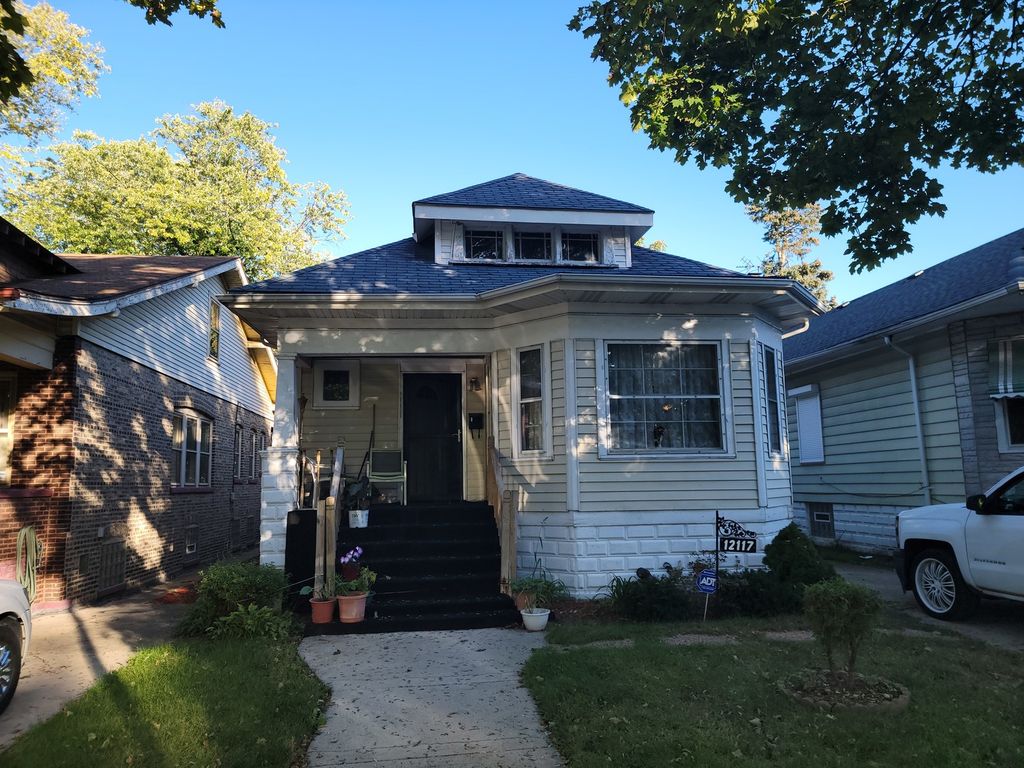12117 S Princeton Ave, Chicago, IL 60628