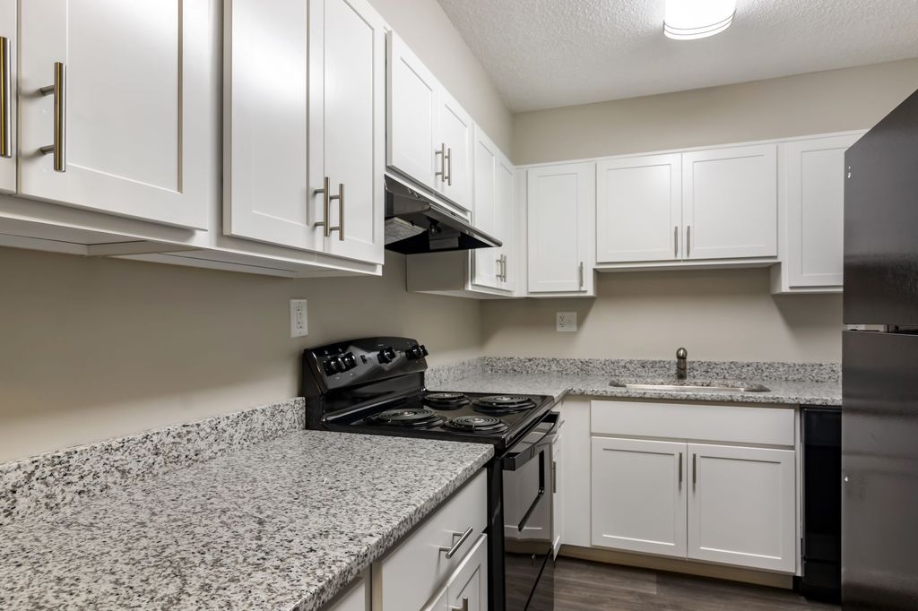 5541 Olde West Ct, Henrico, VA 23228