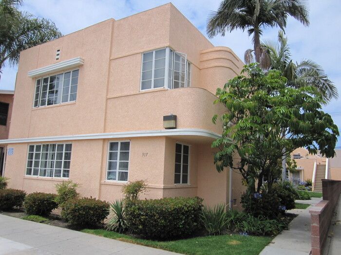 917 E 1st St #J, Long Beach, CA 90802