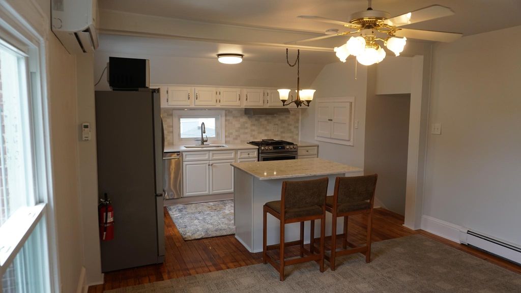 250 1st Ave #2, Atlantic Highlands, NJ 07716