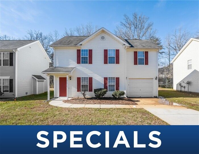 1811 Savannas Run Dr, Greensboro, NC 27405