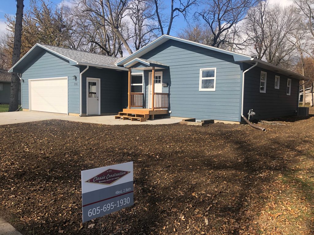 716 E 8th St, Dell Rapids, SD 57022 Trulia