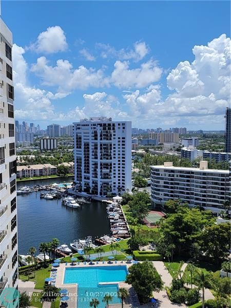 2500 Parkview Dr #2117, Hallandale Beach, FL 33009