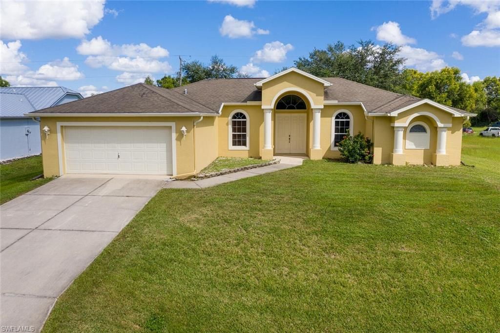 3109 NE 6th Pl, Cape Coral, FL 33909