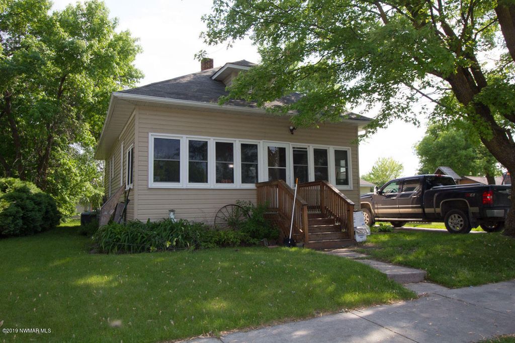 313 3rd St SW, Red Lake Falls, MN 56750 Trulia