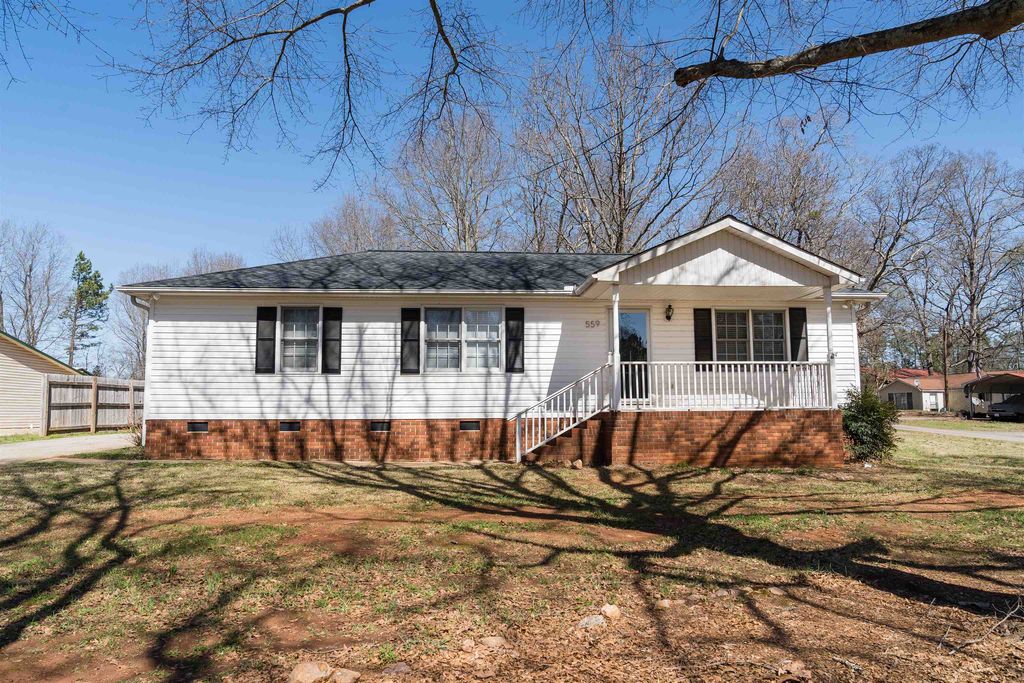 559 Burns Rd, Spartanburg, SC 29307 Trulia