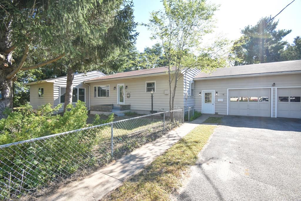 105 S Peru St, Plattsburgh, NY 12901