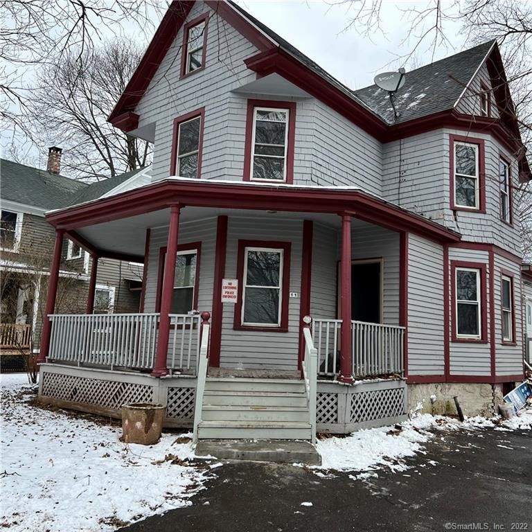 11 Dewey St, New Britain, CT 06051