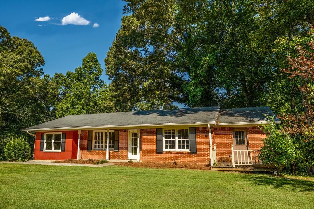 3742 Hwy 120, Tallapoosa, GA 30176 3 Bed, 2 Bath Single