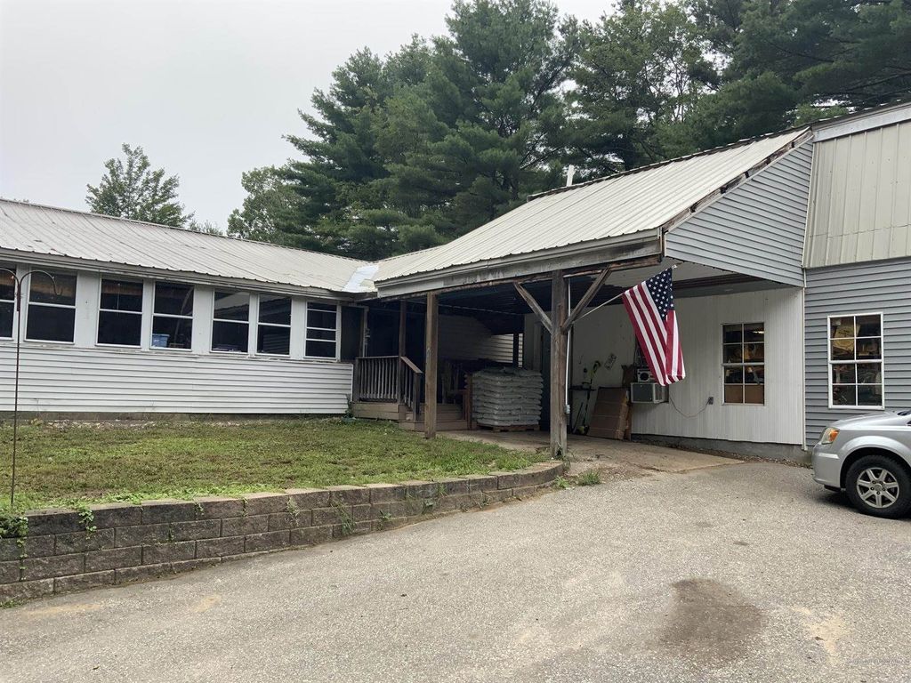 27 Ricker Ln, Waterboro, ME 04087