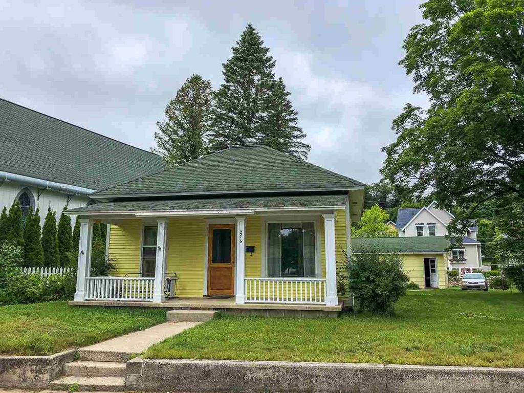 276 W 3rd St, Harbor Springs, MI 49740 Trulia