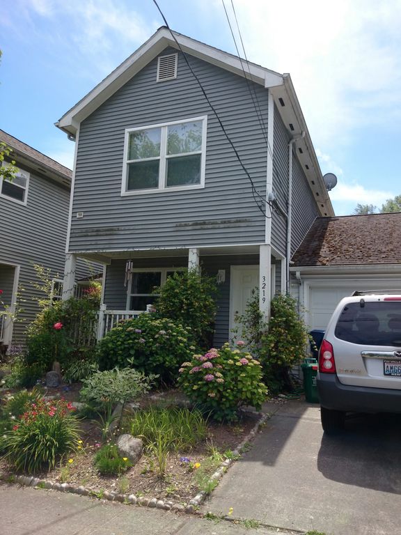 3219 S  Juneau St, Seattle, WA 98118