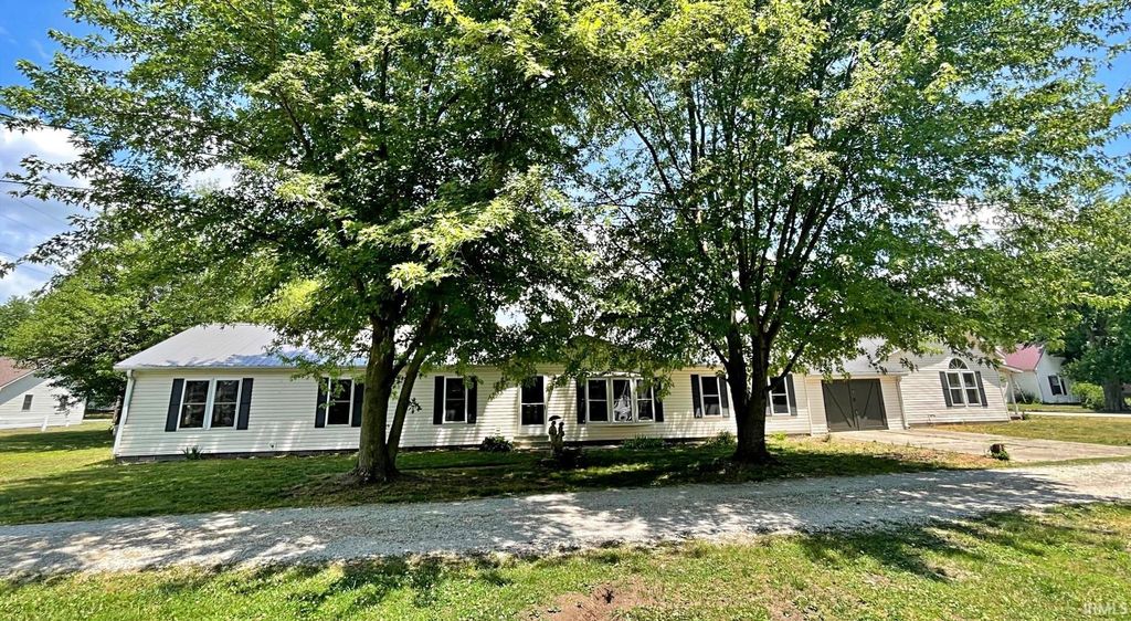 365 Marlatt St, Plainville, IN 47568 MLS 202321599 Trulia