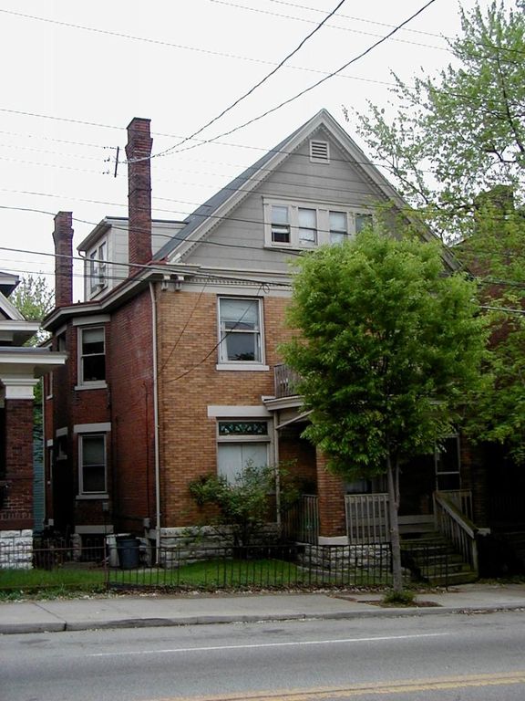 327 W McMillan St #2, Cincinnati, OH 45219