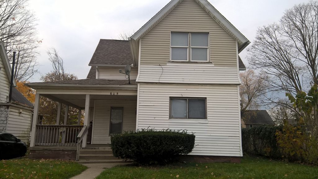 605 Cushing St, South Bend, IN 46616