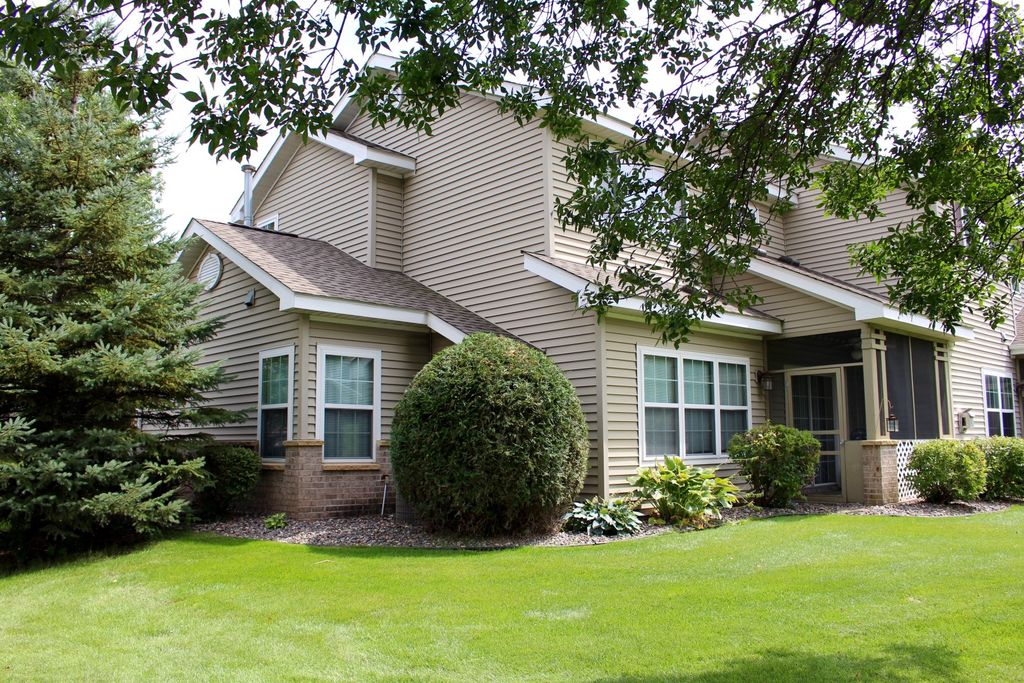 Cedar Pointe Townhomes in Hopkins, MN 55305 3 Bed, 2.5 Bath Rentals