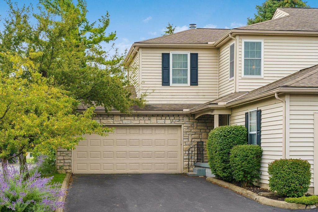 2487 Calais Way #3A, Columbus, OH 43235