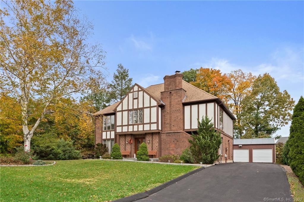 48 Shady Hill Ln, Newington, CT 06111